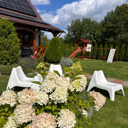 Semesterbostad Sielanka Dom Caloroczny Chwaliszow